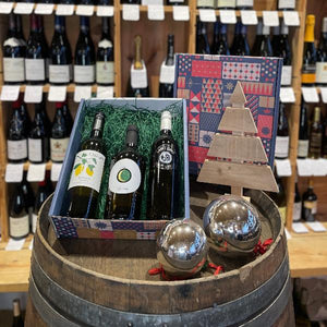 Trio : Italian Vino Bianco Selection in Christmas Decorations Gift Box